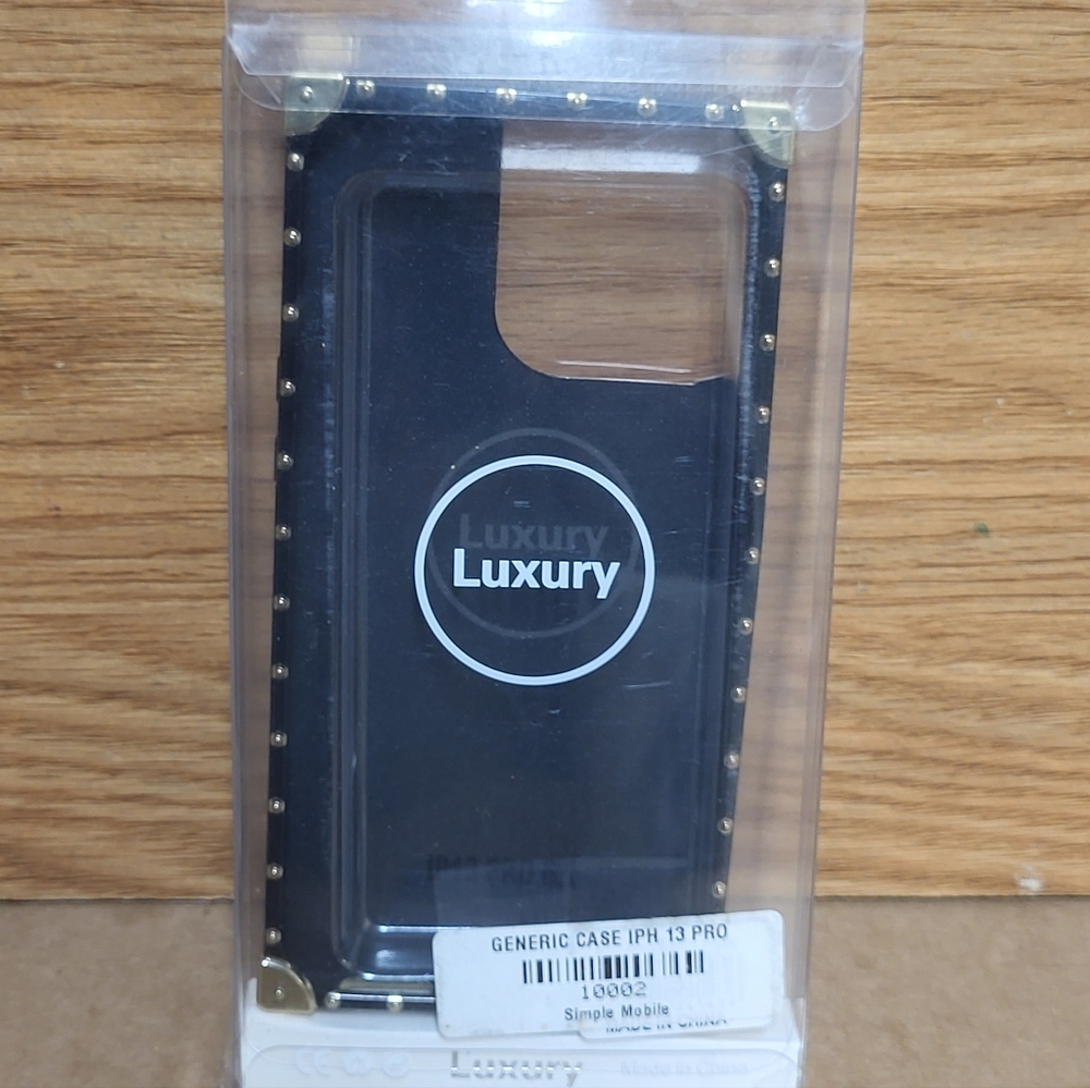 Swift Iphone 13 Pro Luxury Case - Picture 6 of 7